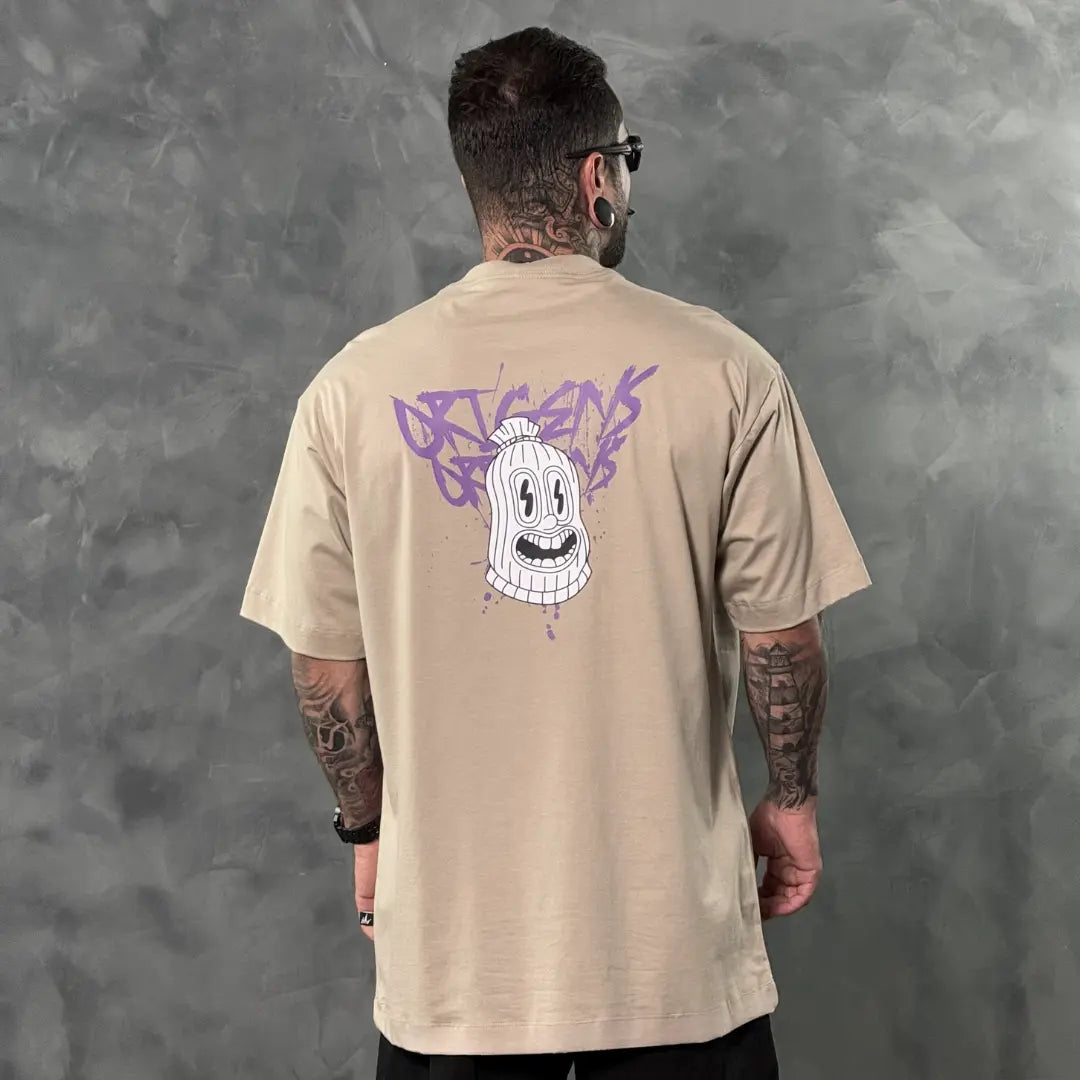 Camiseta Oversized Masked Up Bege