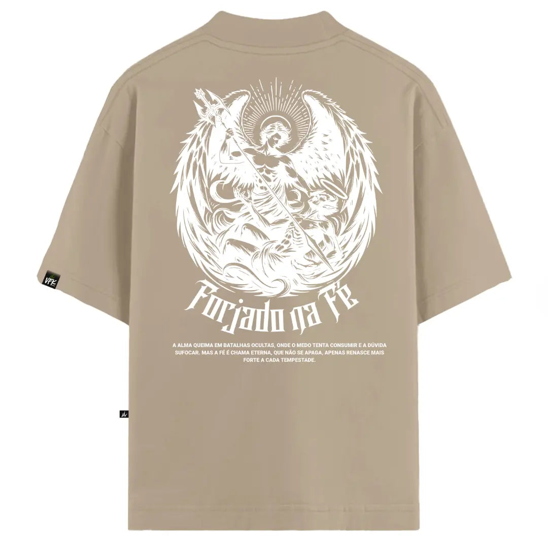 Camiseta Oversized Forjado na Fé Bege