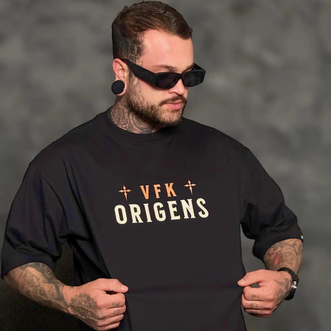 Camiseta Oversized Santa Preto