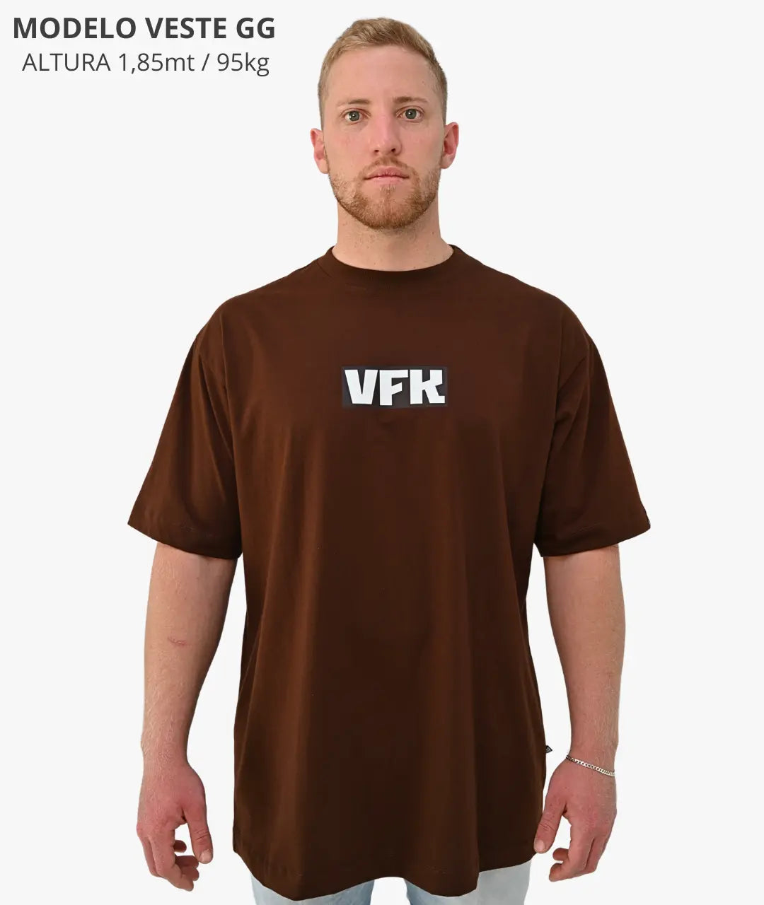 Camiseta Oversized Identidade Marrom