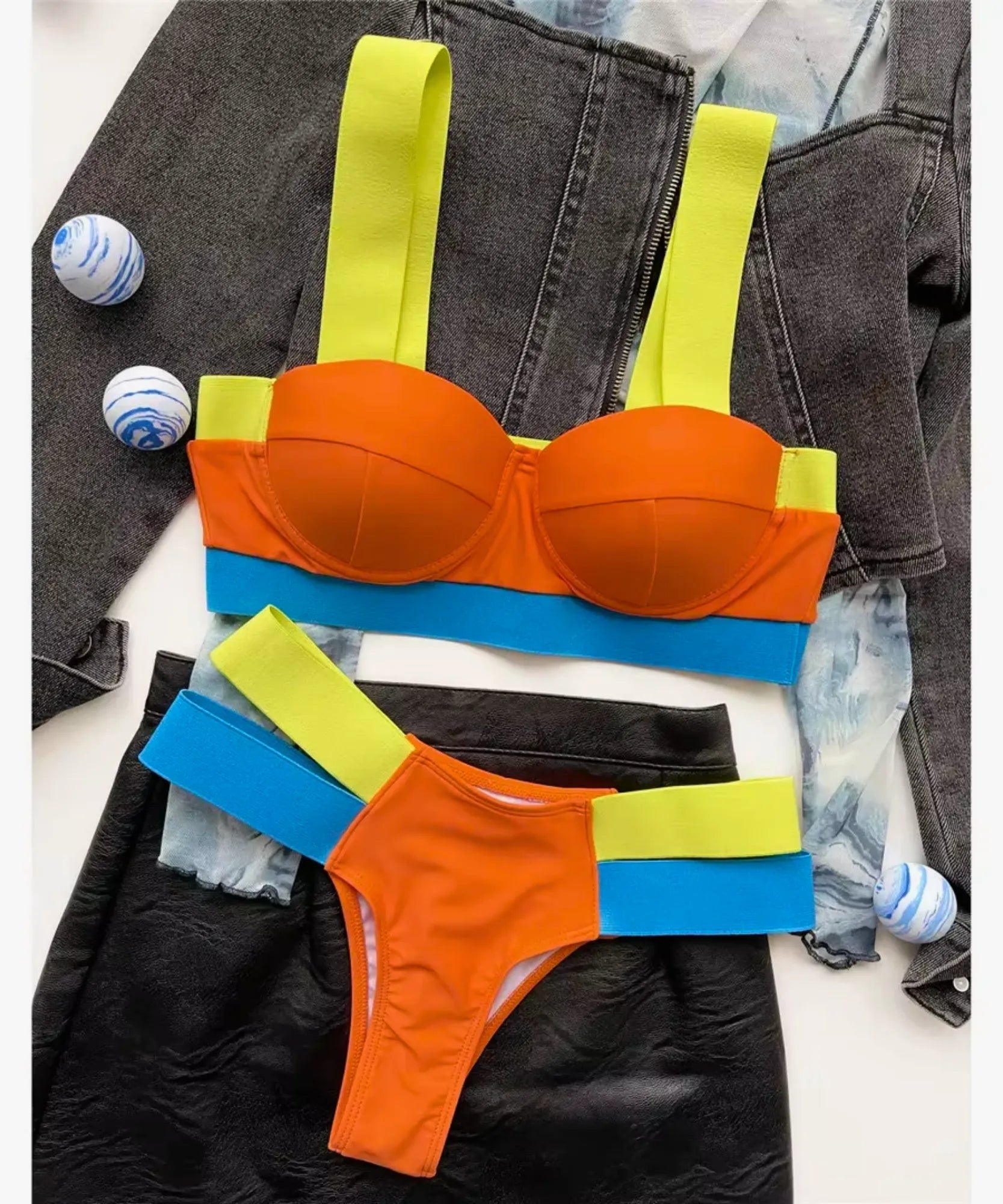 Biquíní Fio Duplo Hot Pants Meia Taça Feminino | Cup