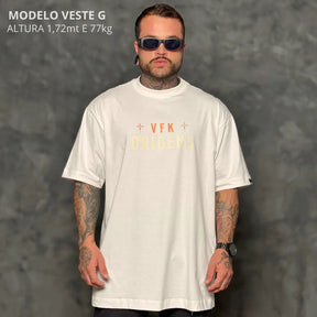 Camiseta Oversized Santa Off-White