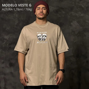 Camiseta Oversized No Caos Eu Crio Bege