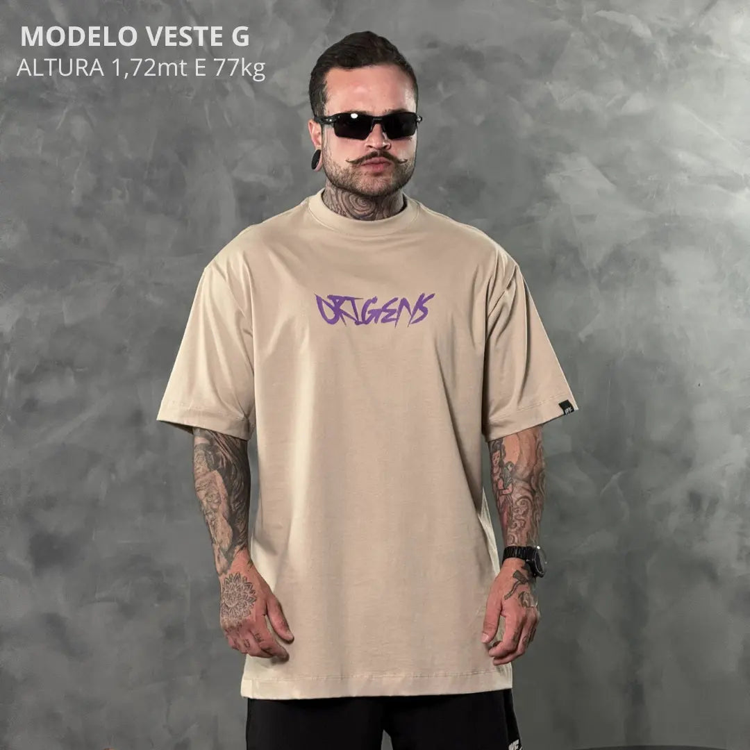 Camiseta Oversized Masked Up Bege