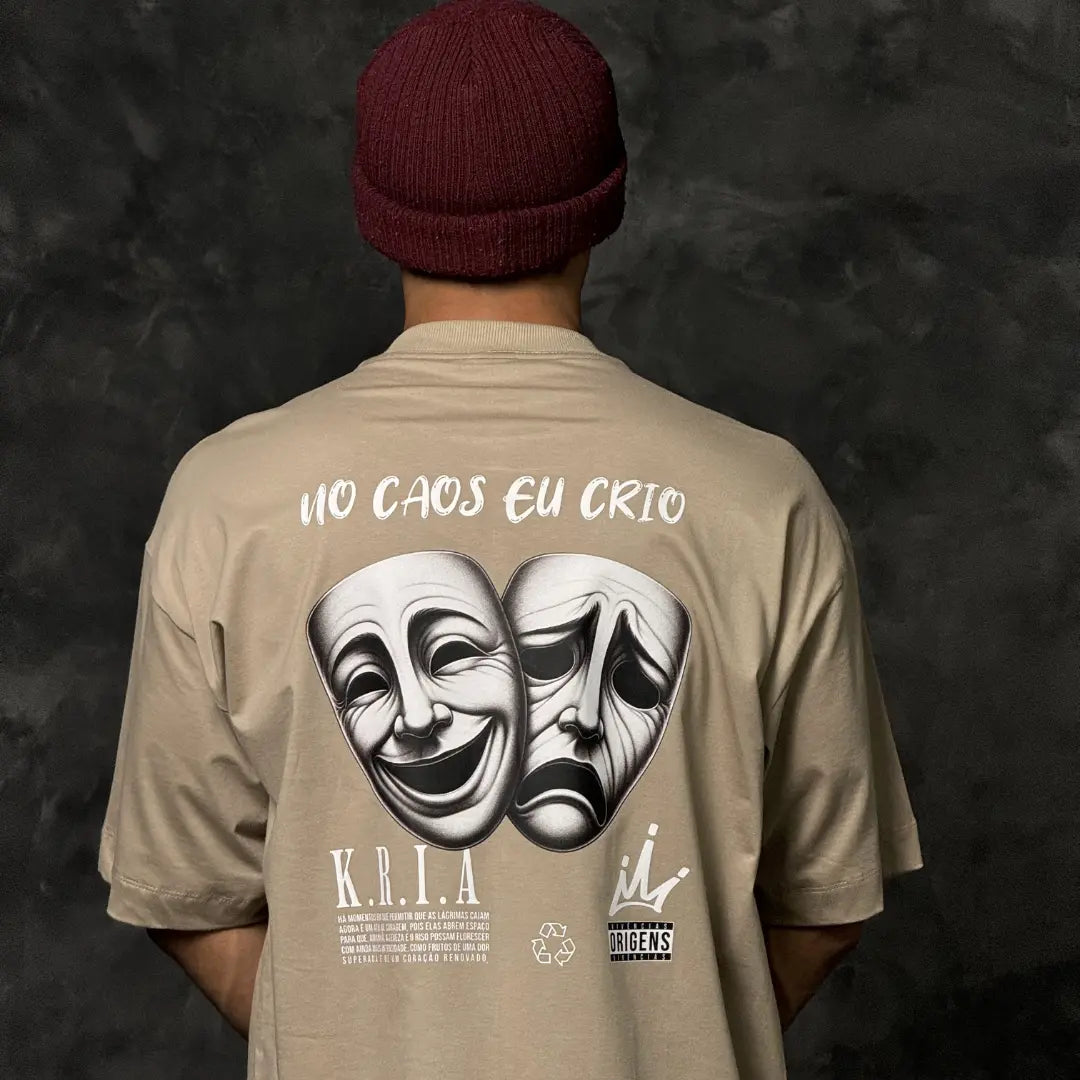 Camiseta Oversized No Caos Eu Crio Bege
