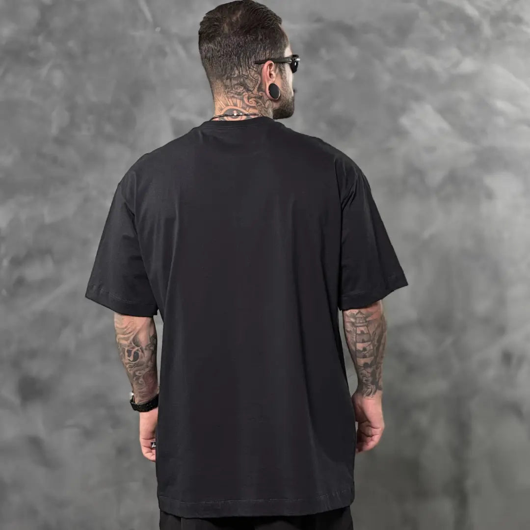 Camiseta Oversized Resistência Preto