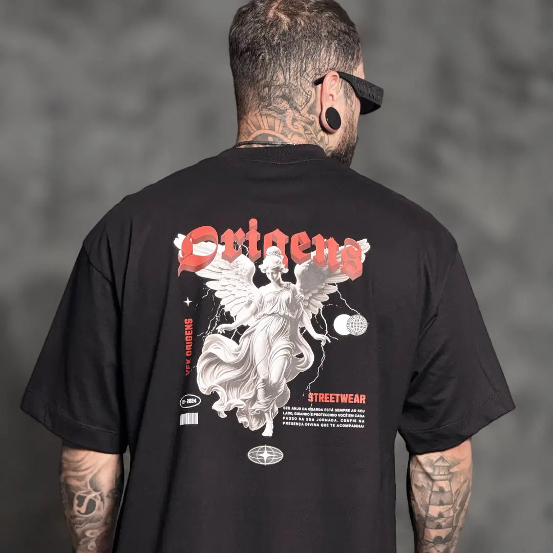 Camiseta Oversized Anjo da Guarda Preto