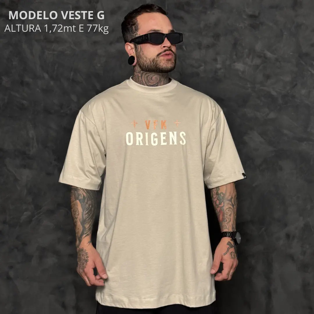 Camiseta Oversized Santa Bege