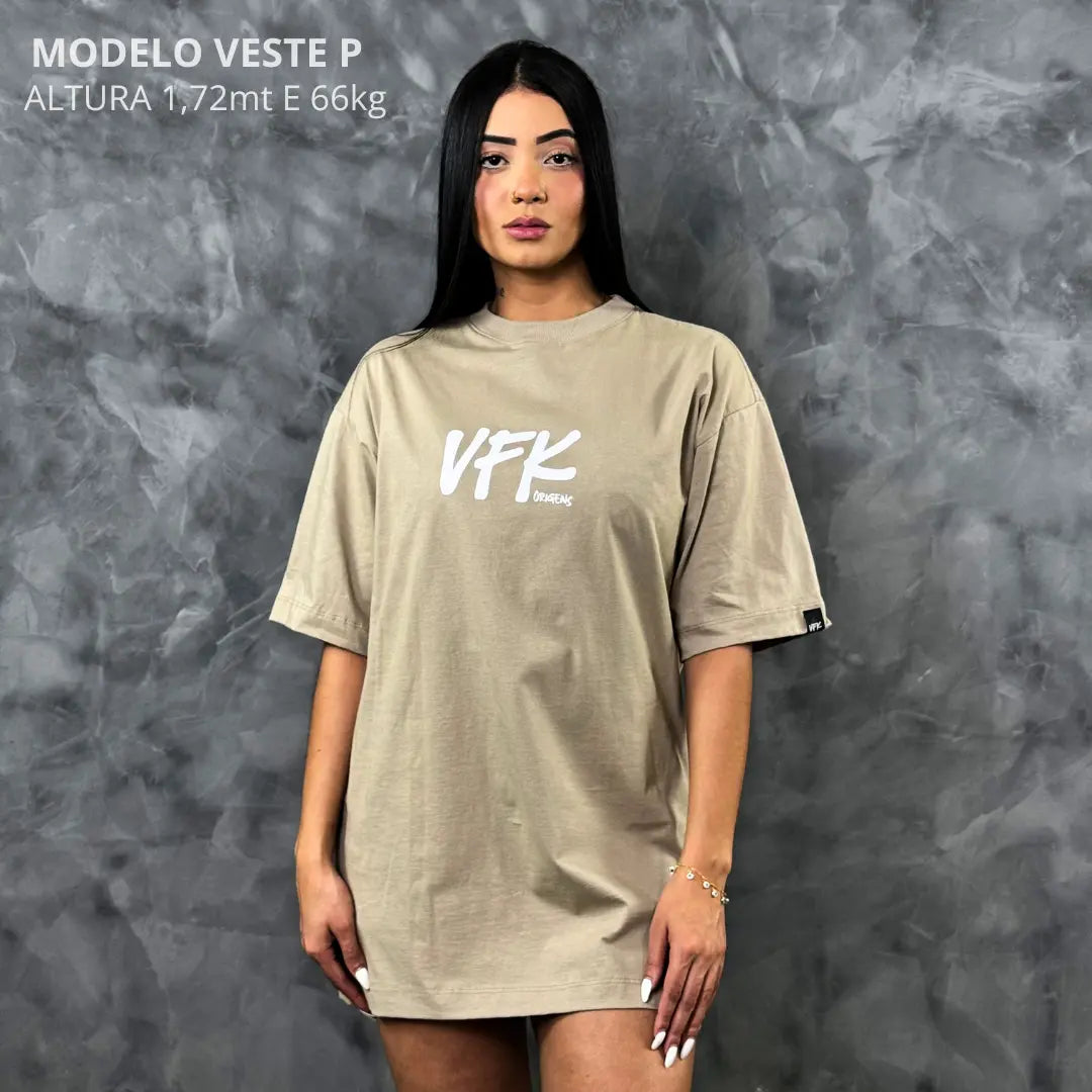 Camiseta Oversized Vfk Bege