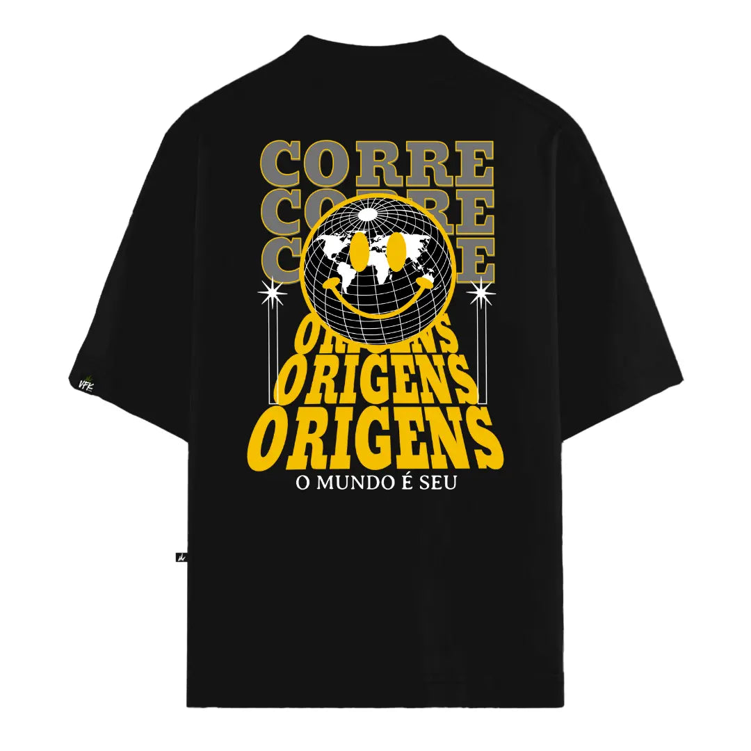 Camiseta Oversized O Mundo é Seu Preto
