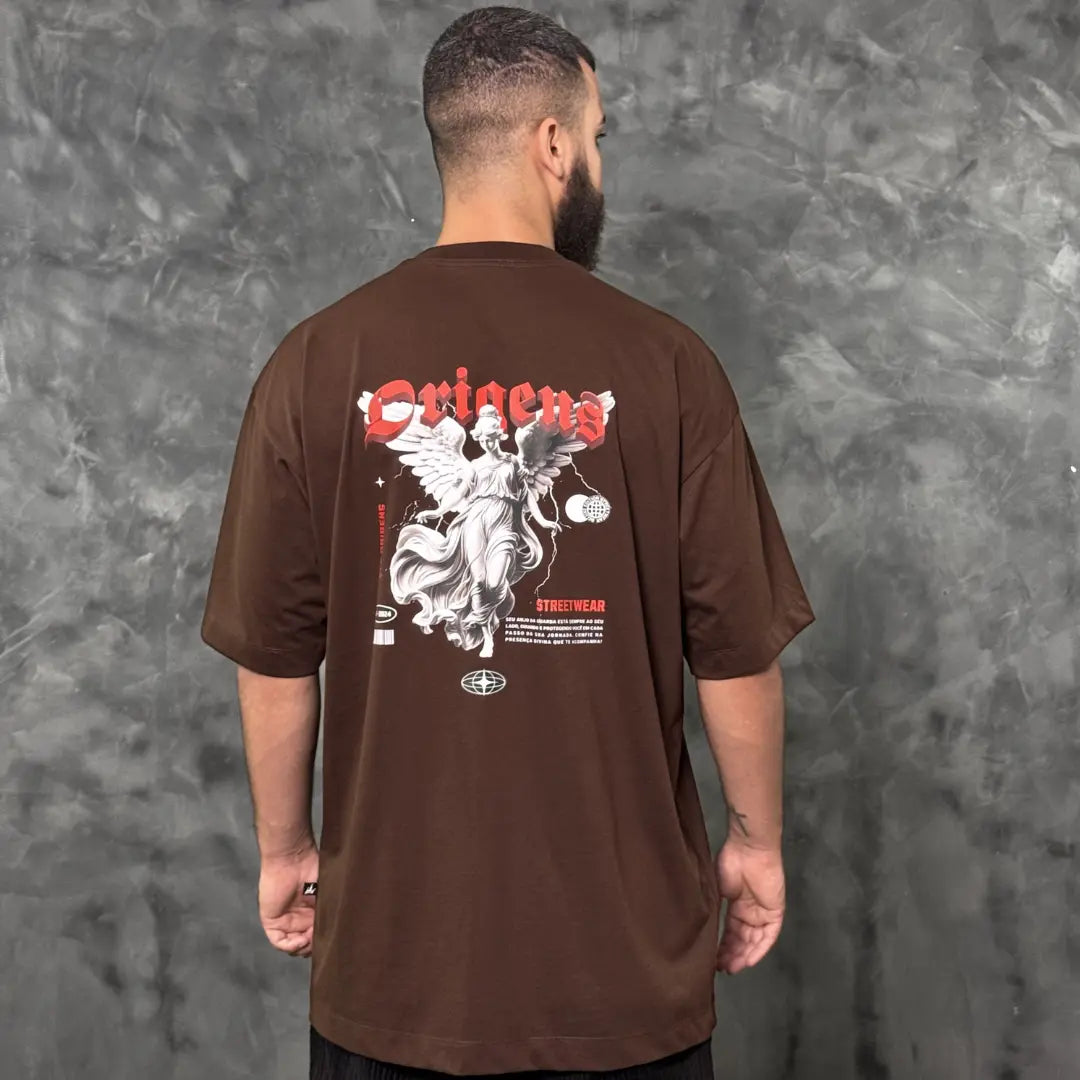 Camiseta Oversized Anjo da Guarda Marrom