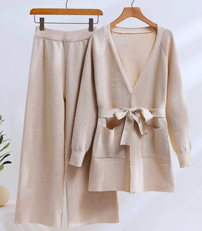 Conjunto Feminino Tricot Elegante para Trabalho e Eventos | Ayasha