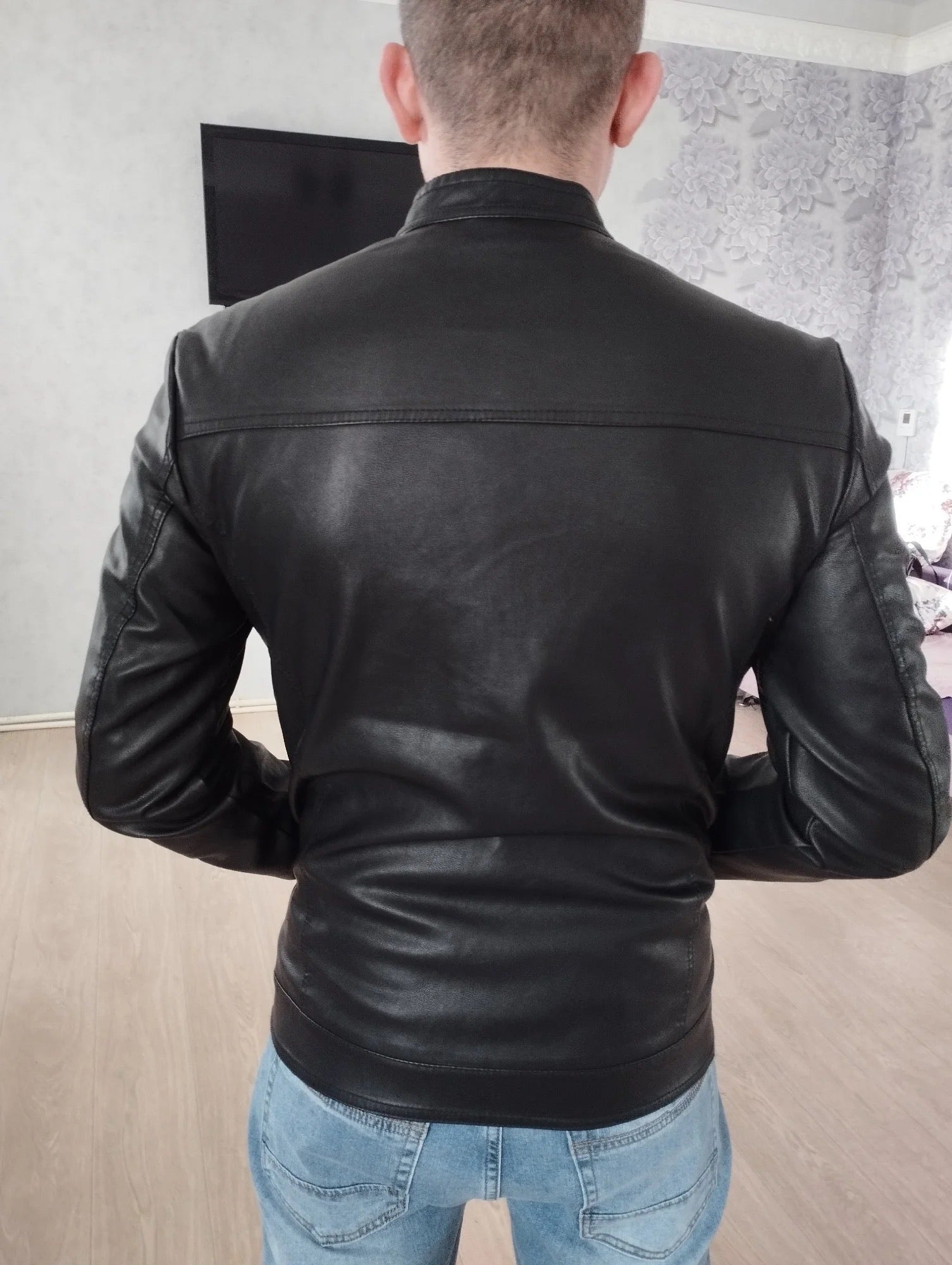 Jaqueta Masculina em Couro Lorennzi Biker