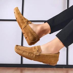 Sapato Mocassim Masculino de Camurça Lorennzi