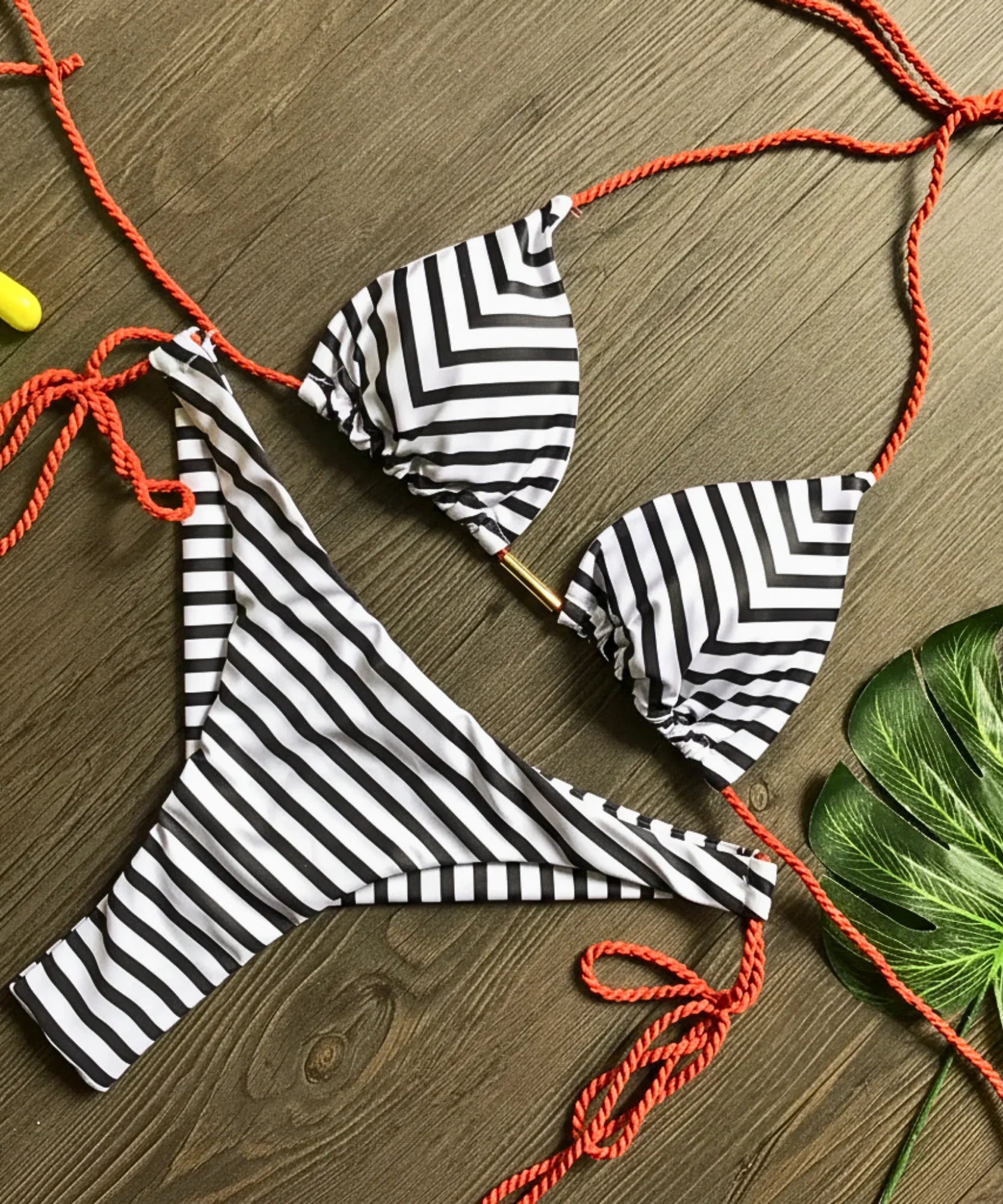 Biquíni Cortininha Listrado com Amarração Lateral | Lusie