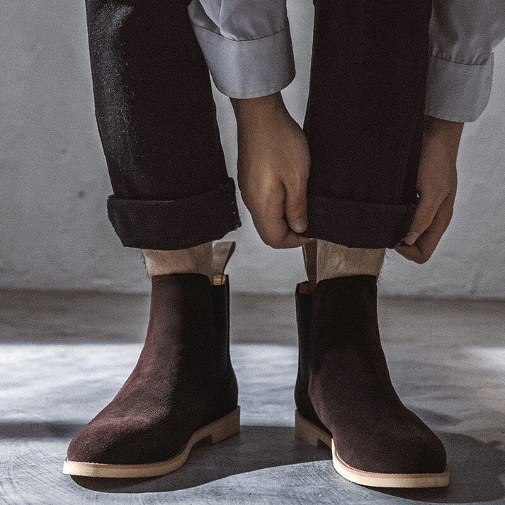 Bota Chelsea em Couro Masculina Montvani MV242