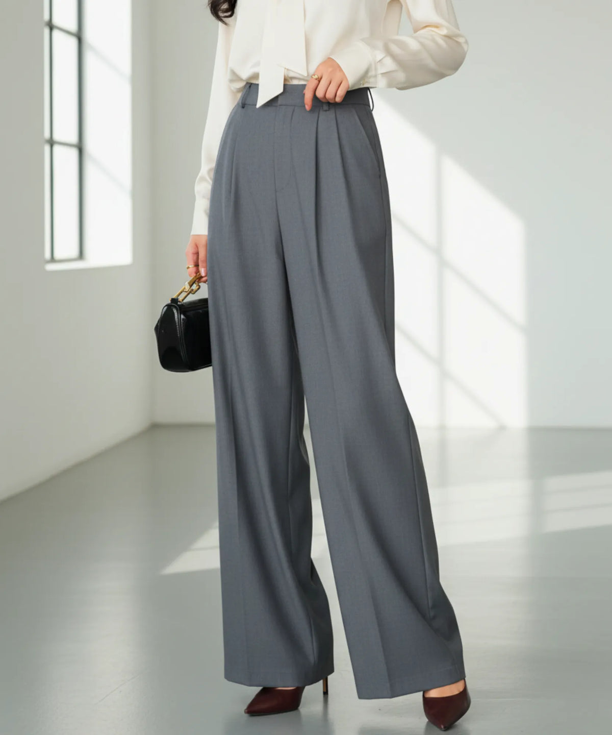 Calça Wide Leg Alfaiataria Feminina com Pregas Premium | Celi