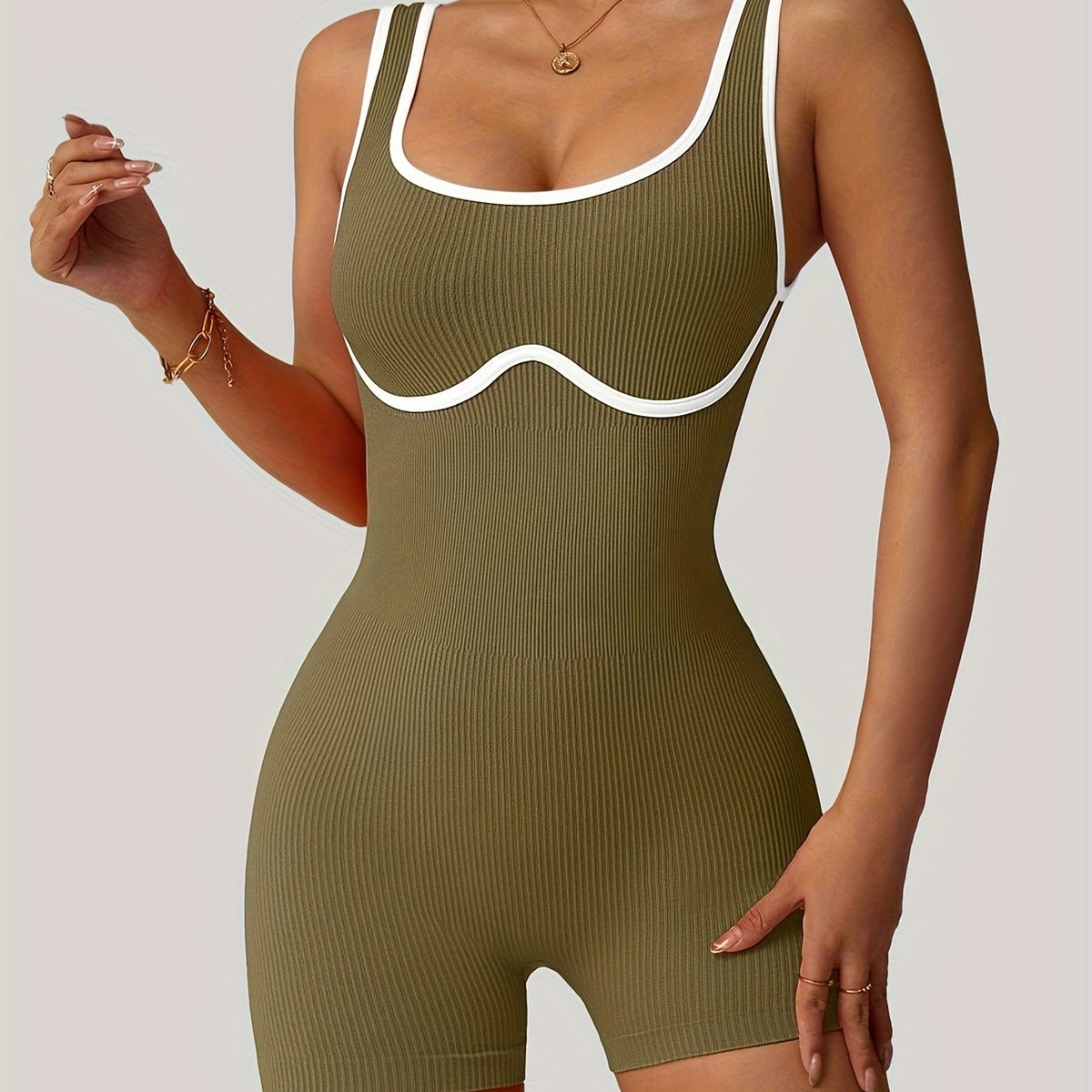 Macaquinho Esportivo Canelado Modern Sasha